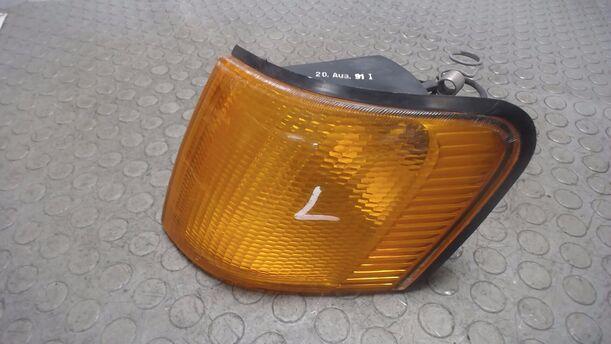 Foto: BLINKLEUCHTE / BLINKLEUCHTE  LINKS eines Ford Scorpio V6 CL