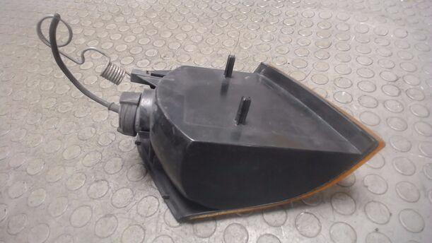 Foto: BLINKLEUCHTE / BLINKLEUCHTE  LINKS eines Ford Scorpio V6 CL