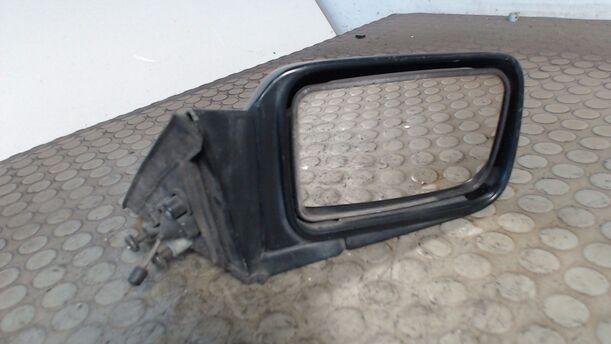 Foto: AUSSENSPIEGEL MECH. INNENVERSTELLB. RECHTS eines Nissan Sunny Super