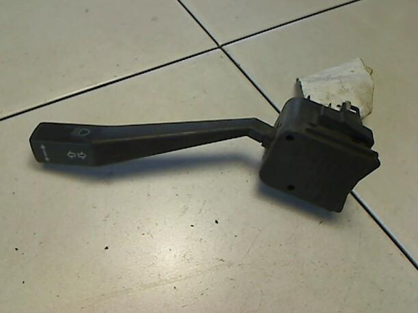 Foto: BLINK-/KOMBISCHALTER eines Opel Corsa LS