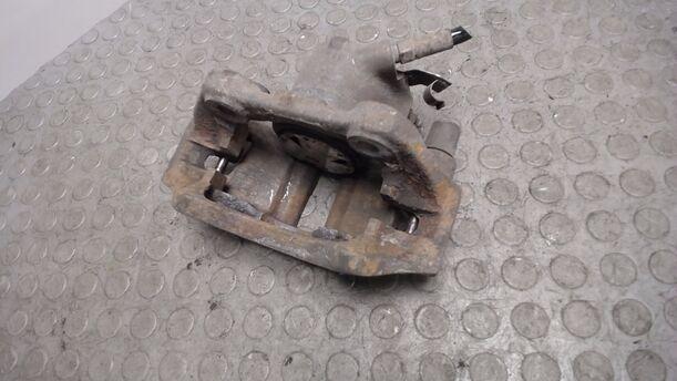 Foto: BREMSSATTEL VORN RECHTS ATE eines Audi 100 CS