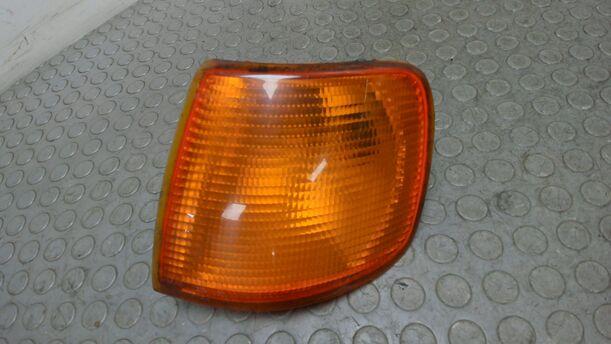 Foto: BLINKER / BLINKLEUCHTE LINKS ( '87 ) eines Ford Sierra Coupe CLX