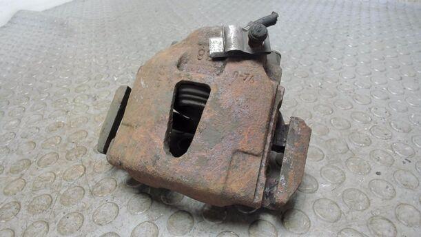 Foto: BREMSSATTEL VORN RECHTS eines Ford Scorpio CL
