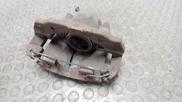 Foto: BREMSSATTEL VORN RECHTS eines Ford Scorpio CL