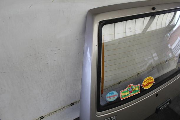 Foto: HECKKLAPPE / HECKDECKEL eines Toyota Starlet 1.0 e