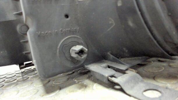 Foto: SCHEINWERFER RECHTS (BOSCH) eines Ford Scorpio GL Exclusiv