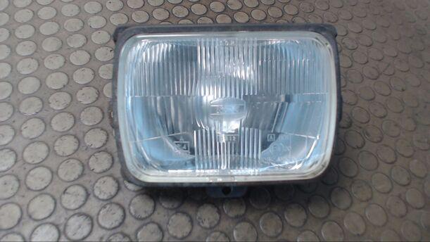 Foto: SCHEINWERFER LINKS eines Suzuki Swift 1.0 GL