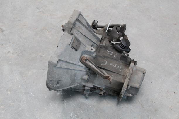 Foto: SCHALTGETRIEBE eines Fiat Tempra 2.0 i.e. SX