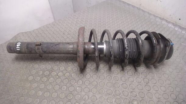 Foto: FEDERBEIN VORN LINKS eines Ford Scorpio GL Exclusiv