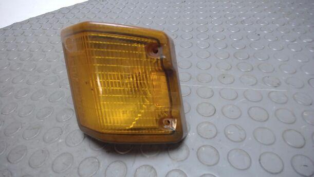 Foto: BLINKLEUCHTE / BLINKER LINKS eines VW Transporter 251 041