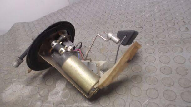 Foto: KRAFTSTOFFPUMPE eines Toyota Corolla 1.4 XLi
