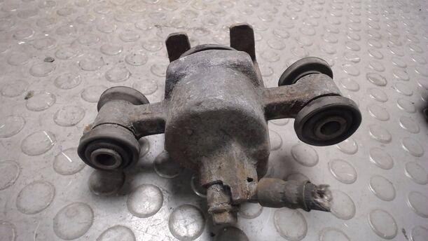 Foto: BREMSSATTEL VORN LINKS eines Nissan Micra LX