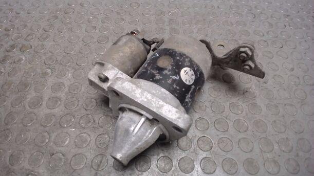 Foto: ANLASSER / STARTER eines Mazda 323 1.6i GLX