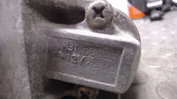 Foto: ANLASSER / STARTER eines Mazda 323 1.6i GLX