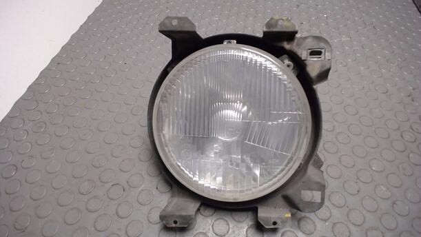 Foto: SCHEINWERFER LINKS eines VW Transporter 251 091