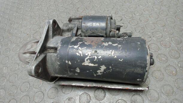 Foto: ANLASSER / STARTER BOSCH eines Ford Sierra Turnier CLX (LX)