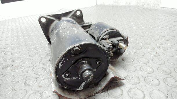 Foto: ANLASSER / STARTER BOSCH eines Ford Sierra Turnier CLX (LX)