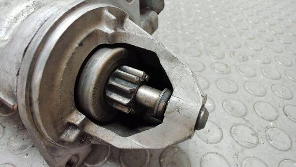 Foto: ANLASSER / STARTER BOSCH eines Ford Sierra Turnier CLX (LX)