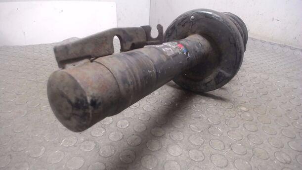 Foto: FEDERBEINPAAR VORN eines Ford Scorpio CL
