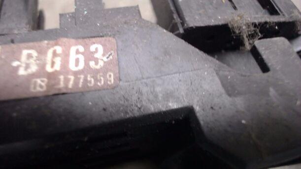 Foto: BLINK-/KOMBISCHALTER eines Mazda 323 1.6i GLX