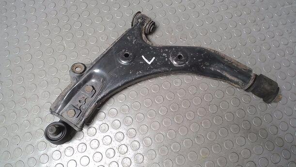 Foto: QUERLENKER VORN LINKS eines Mazda 323 1.6i GLX