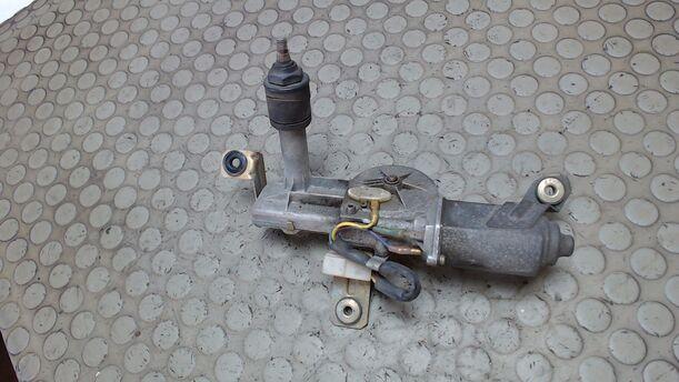 Foto: HECKWISCHERMOTOR eines Nissan Sunny Grand Prix
