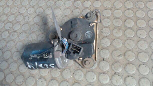 Foto: SCHEIBENWISCHERMOTOR VORN eines Mazda 323 1.4i 16V LX