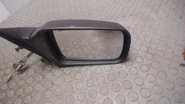Foto: AUSSENSPIEGEL RECHTS MECH. INNENVERSTELLB eines Ford Scorpio CL