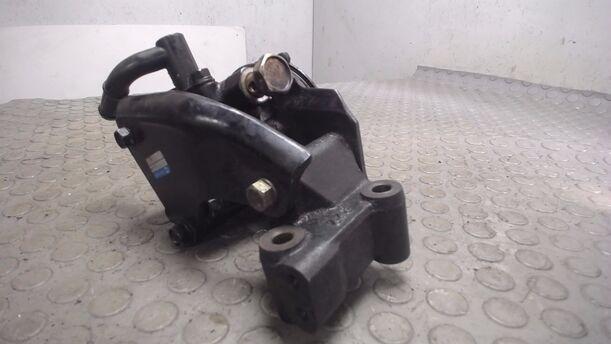 Foto: LENKGETRIEBEPUMPE eines Nissan Almera 2.0 GTi