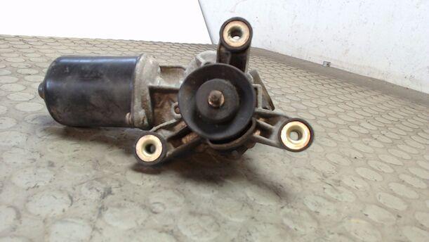 Foto: SCHEIBENWISCHERMOTOR VORN eines Nissan Sunny SLX