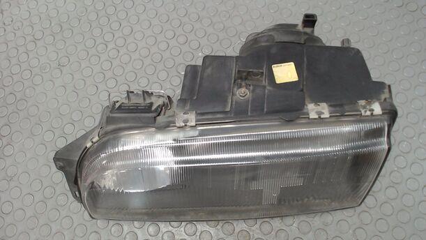 Foto: SCHEINWERFER LINKS ( '85 ) eines Ford Scorpio CL