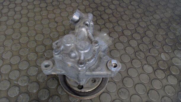 Foto: LENKGETRIEBEPUMPE / SERVOPUMPE eines Honda Civic 1.5i 16V