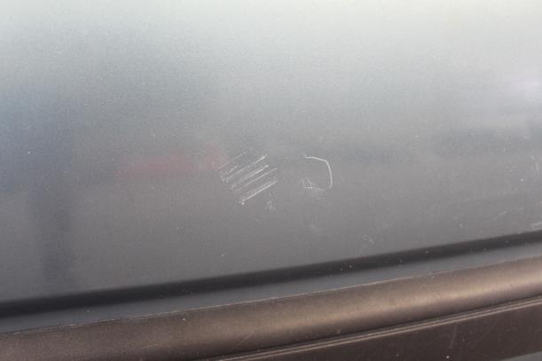 Foto: TÜR VORNE RECHTS eines Audi 100