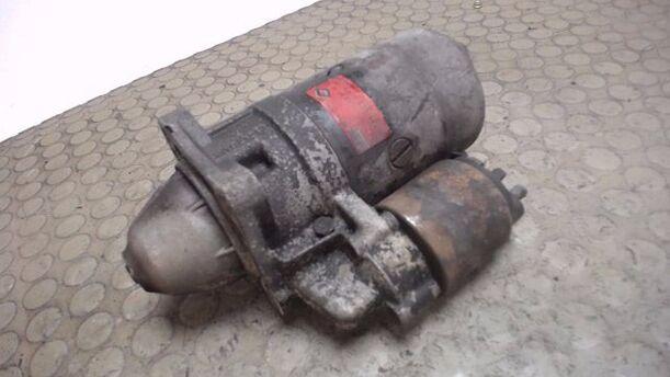 Foto: ANLASSER / STARTER eines Ford Escort XR3i