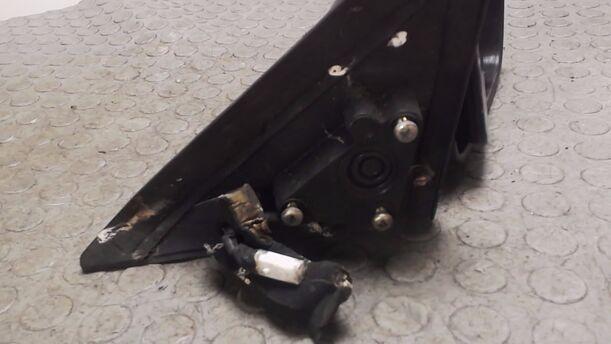 Foto: AUSSENSPIEGEL ELEKTR. VERSTELLBAR RECHTS eines Toyota Corolla 1.6 Si