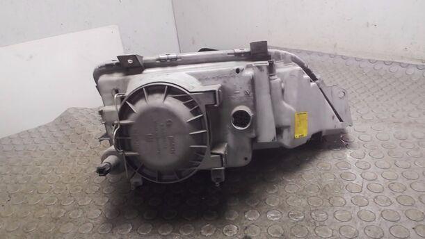 Foto: SCHEINWERFER LINKS BOSCH eines Opel Omega GL