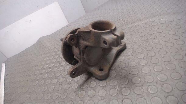 Foto: ACHSSCHENKEL VORNE LINKS eines Ford Sierra GL