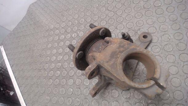Foto: ACHSSCHENKEL VORNE LINKS eines Ford Sierra GL