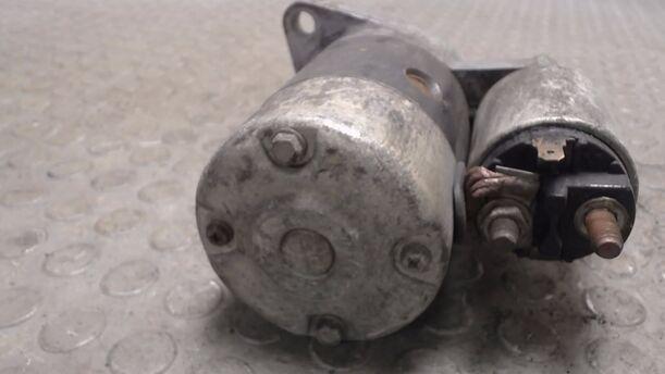 Foto: ANLASSER / STARTER eines Nissan Micra LX