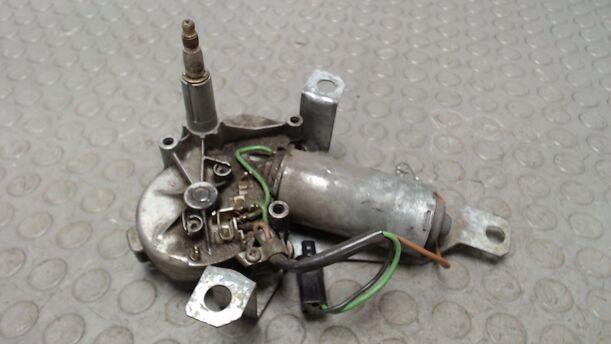 Foto: SCHEIBENWISCHERMOTOR HINTEN eines Ford Sierra Turnier CLX (LX)