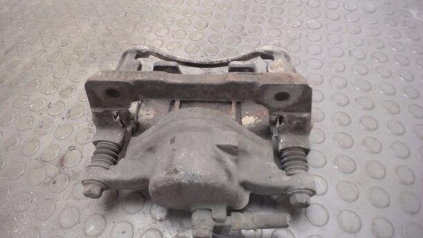 Foto: BREMSSATTEL VORN LINKS eines Honda Accord 2.3i SR