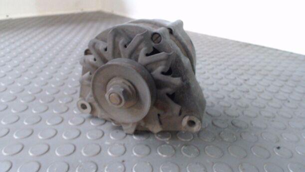 Foto: LICHTMASCHINE eines Seat Ibiza 1.2 L