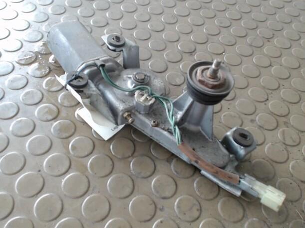 Foto: HECKSCHEIBENWISCHERMOTOR eines Honda Accord 2.0 AERODECK EXI