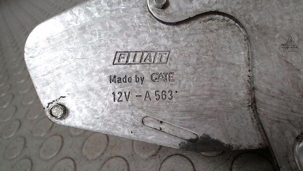 Foto: SCHEIBENWISCHERMOTOR HINTEN eines Fiat Panda 1000 i.e. L