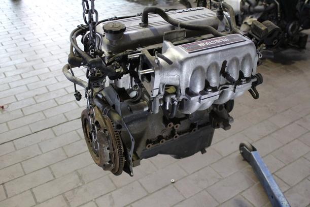 Foto: MOTOR B3 eines Mazda 323 1.4i LX