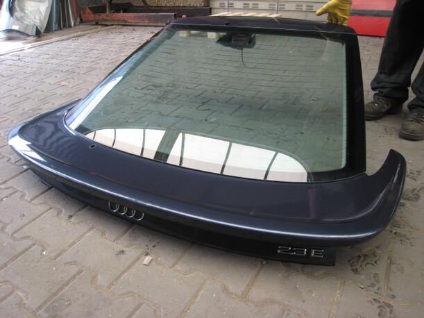 Foto: HECKKLAPPE / HECKDECKEL eines Audi Coupe 2.3 E