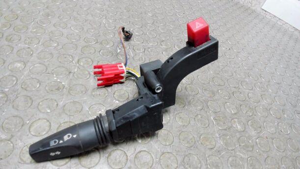 Foto: BLINK-/KOMBISCHALTER eines Ford Scorpio CL