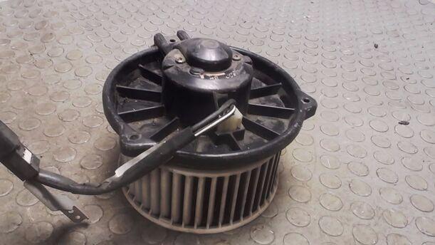 Foto: GEBLÄSEMOTOR eines Toyota Corolla 1.4 XLi