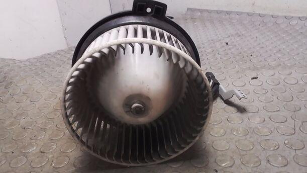 Foto: GEBLÄSEMOTOR eines Toyota Corolla 1.4 XLi