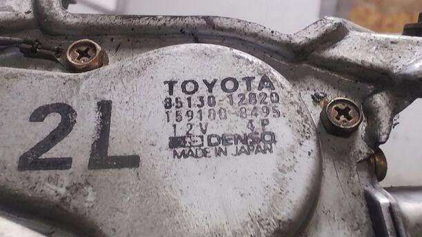Foto: HECKSCHEIBENWISCHERMOTOR eines Toyota Corolla 1.4 XLi